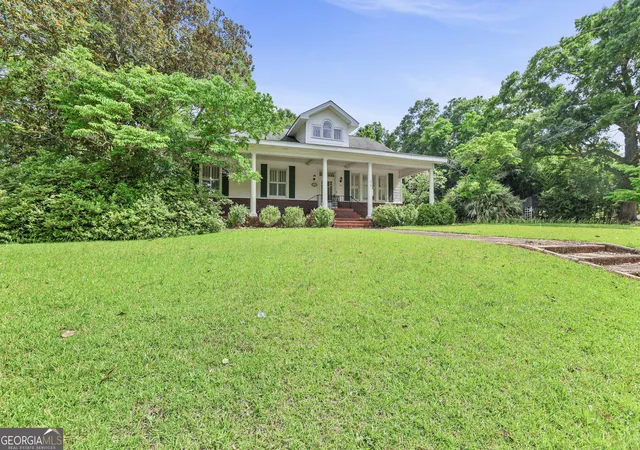 Homes for sale in Woodbury, GA | 17834 Main St, Woodbury, GA 30293 | MLS# 10782712