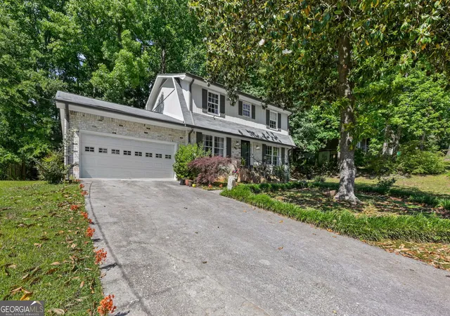 Photo 2 of Single family home for sale at 4115 Crk Stone Ct, Stone Mountain, GA 30083 | MLS# 10760574 | Listing updated on 2026-09-12