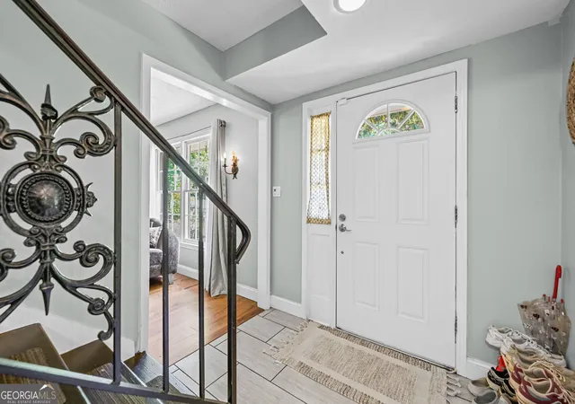 Photo 3 of Single family home for sale at 4115 Crk Stone Ct, Stone Mountain, GA 30083 | MLS# 10760574 | Listing updated on 2026-09-12