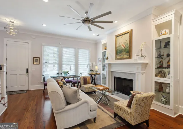 Homes for sale in Savannah, GA | 318 E Hall St, Savannah, GA 31401 | MLS# 10646725