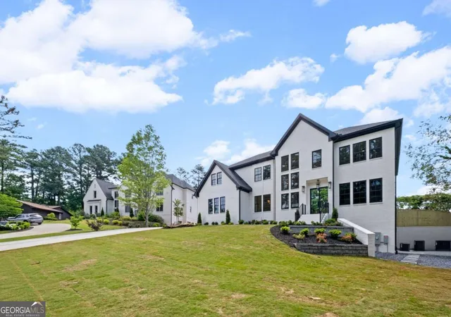 3rd image of 1081 Hershey Dr, Marietta, GA 30062 | MLS# 10790012