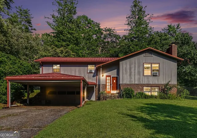 1st image of 462 Wall Bridge Rd, Clarkesville, GA 30523 | MLS# 10826055