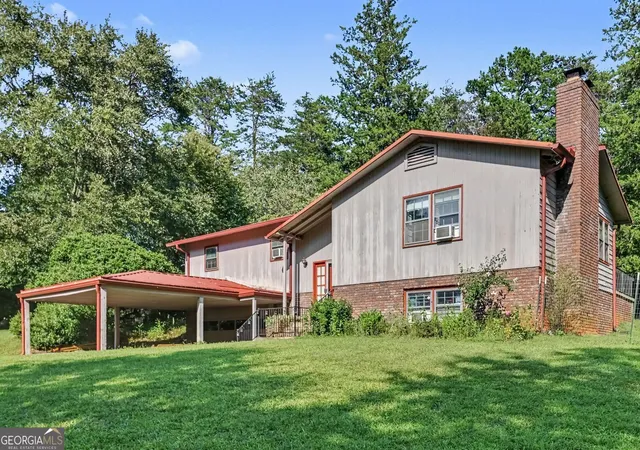 2nd image of 462 Wall Bridge Rd, Clarkesville, GA 30523 | MLS# 10826055