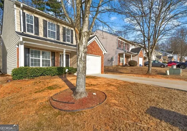 Photo 2 of Single family home for sale at 4406 Ravenwood Dr, Union City, GA 30291 | MLS# 10690535 | Listing updated on 2026-09-09