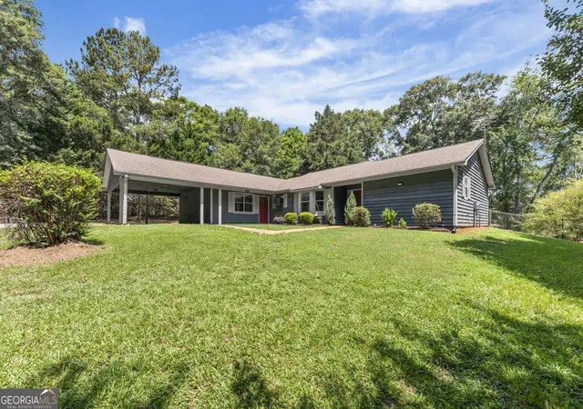 2nd image of 1320 Honey Creek Rd Se, Conyers, GA 30013 | MLS# 10811394
