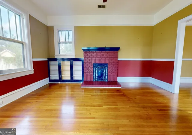 Photo 2 of Single family home for sale at 609 Holly St, Waycross, GA 31501 | MLS# 10821806 | Listing updated on 2026-09-17