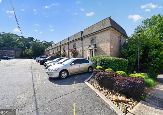 1st image of 6980 Roswell Rd #B11, Sandy Springs, GA 30328 | MLS# 10798035
