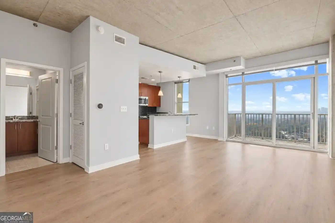 Photo 1 of Condo for sale at 250 Pharr Rd Ne #1914, Atlanta, GA 30305 | MLS# 10710745 | Listing updated on 2026-10-01