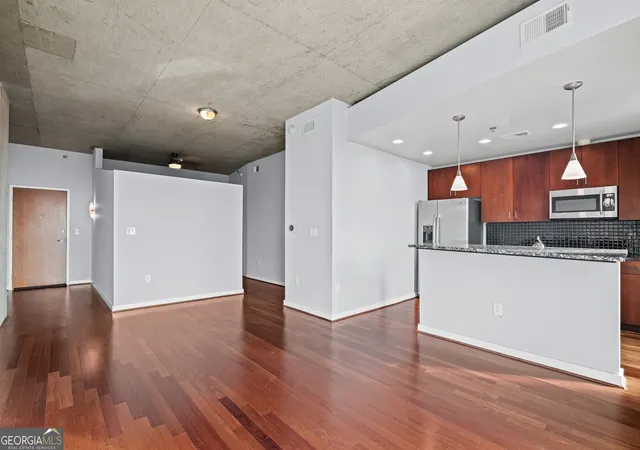 Homes for sale in Atlanta, GA | 250 Pharr Rd Ne #1914, Atlanta, GA 30305 | MLS# 10710745