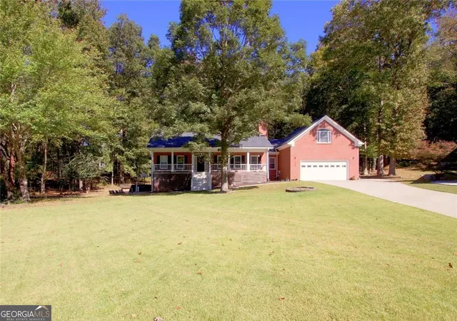 Photo 2 of Single family home for sale at 1305 Fontainebleau Ct Ne, Lawrenceville, GA 30043 | MLS# 10798259 | Listing updated on 2026-08-23