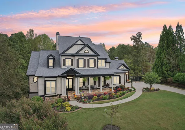 2nd image of 395 Beaumont Farms Dr, Sharpsburg, GA 30277 | MLS# 10731224