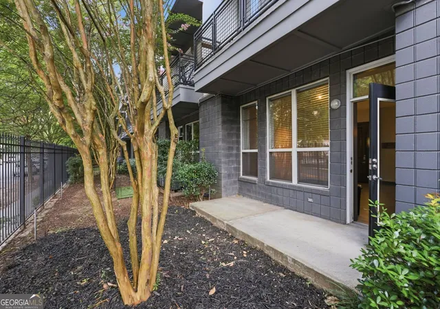 Homes for sale in Atlanta, GA | 747 Ralph Mcgill Blvd Ne #202, Atlanta, GA 30312 | MLS# 10802518