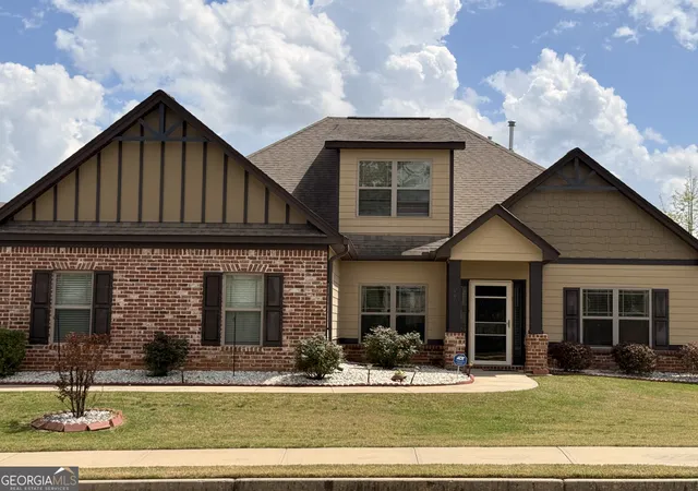 Photo 1 of Sale Pending at 260 Silver Ridge Rd, Covington, GA 30016 | MLS# 10797340 | Listing updated on 2026-09-18