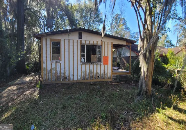 Homes for sale in Savannah, GA | 2109 Hanson St, Savannah, GA 31404 | MLS# 10724992