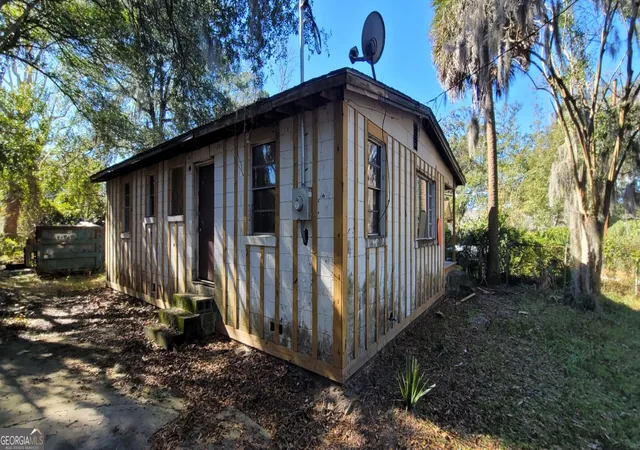Homes for sale in Savannah, GA | 2109 Hanson St, Savannah, GA 31404 | MLS# 10724992