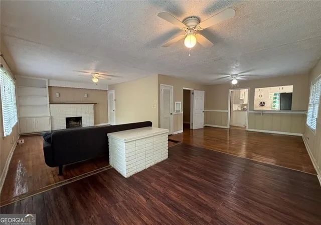 Photo 4 of Single family home for sale at 2246 Rhinehill Rd, Atlanta, GA 30315 | MLS# 10806421 | Listing updated on 2026-10-06