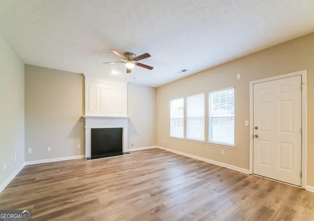 Photo 3 of Sale Pending at 2077 Dartmoth Way, Villa Rica, GA 30180 | MLS# 10647336 | Listing updated on 2026-03-05