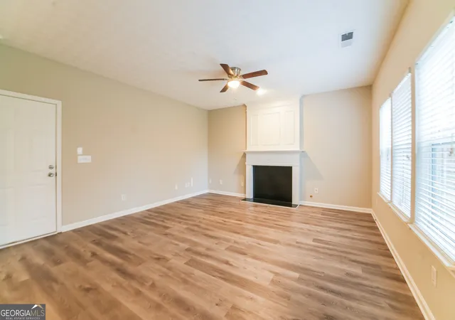 Photo 4 of Sale Pending at 2077 Dartmoth Way, Villa Rica, GA 30180 | MLS# 10647336 | Listing updated on 2026-03-05