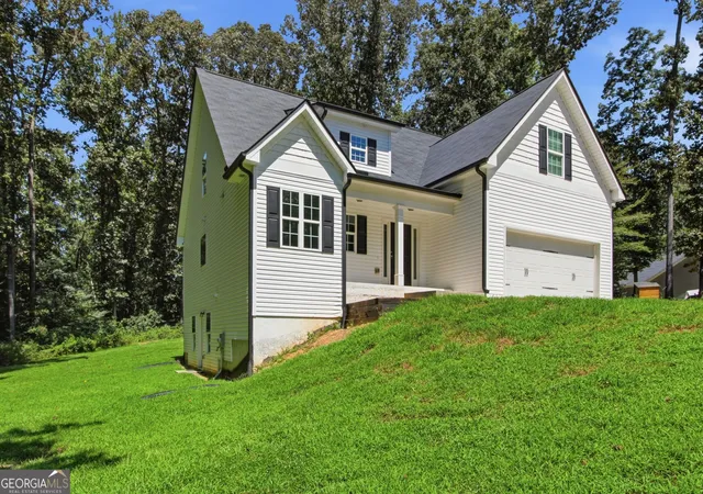 Photo 4 of Single family home for sale at 522 Mountain Creek Dr, Maysville, GA 30558 | MLS# 10833273 | Listing updated on 2026-09-05