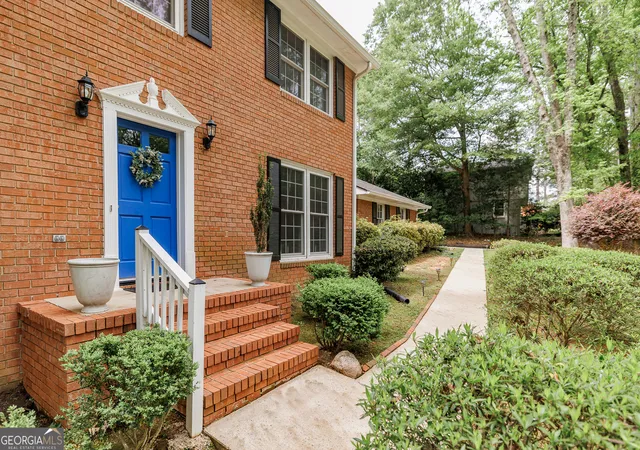 Photo 2 of Single family home for sale at 140 Rollingwood Dr, Athens, GA 30605 | MLS# 10781871 | Listing updated on 2026-07-15