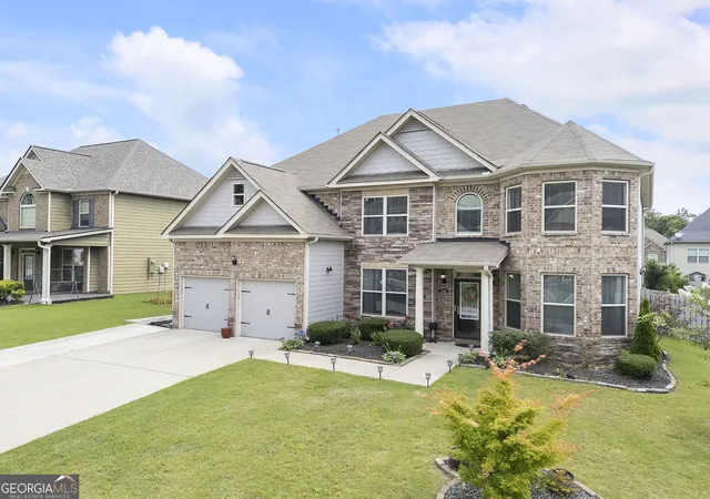 Photo 4 of Single family home for sale at 195 Echols Way, Acworth, GA 30101 | MLS# 10789549 | Listing updated on 2026-09-12