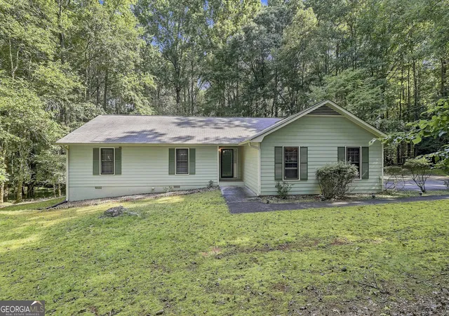 1st image of 170 Wendell Ct, Fayetteville, GA 30215 | MLS# 10828955