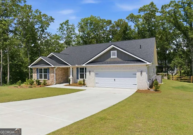 3rd image of 3305 Trevi Trl, Douglasville, GA 30135 | MLS# 10802730