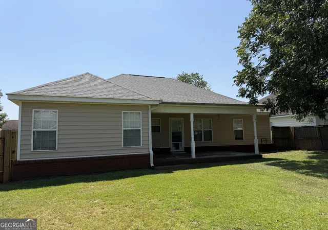 Photo 2 of Single family home for sale at 110 Gailey Ct, Warner Robins, GA 31088 | MLS# 10832868 | Listing updated on 2026-09-17