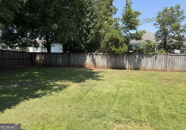 Photo 3 of Single family home for sale at 110 Gailey Ct, Warner Robins, GA 31088 | MLS# 10832868 | Listing updated on 2026-09-17