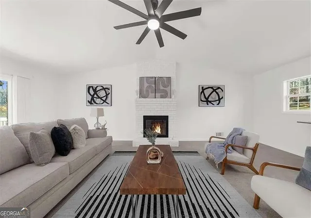 Photo 2 of Single family home for sale at 3381 Ember St, Marietta, GA 30066 | MLS# 10808203 | Listing updated on 2026-08-30