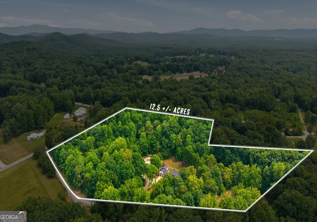 Photo 3 of Single family home for sale at 2336 Fred Pitts Rd, Clarkesville, GA 30523 | MLS# 10806655 | Listing updated on 2026-09-23