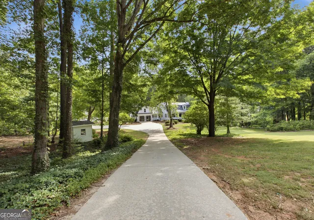 Photo 4 of Single family home for sale at 2336 Fred Pitts Rd, Clarkesville, GA 30523 | MLS# 10806655 | Listing updated on 2026-09-23