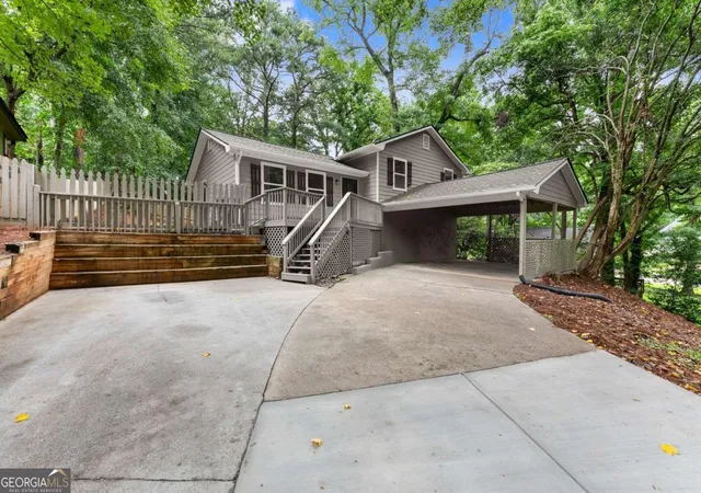 Photo 3 of Single family home for sale at 3405 Romulus Dr, Duluth, GA 30097 | MLS# 10806380 | Listing updated on 2026-07-29