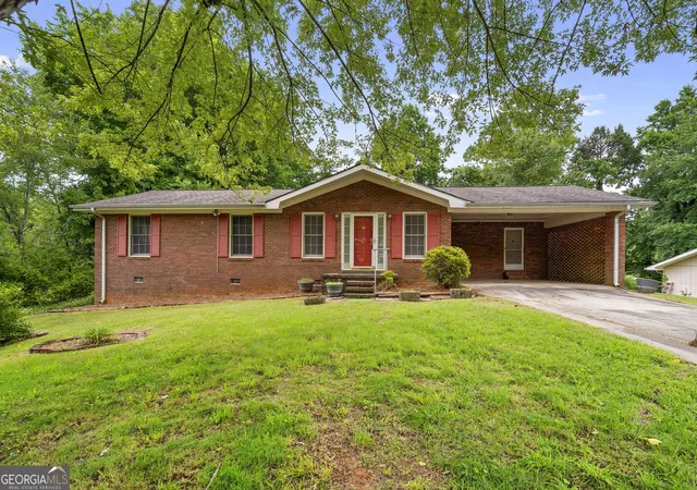 Homes for sale in Cleveland, GA | 54 Ridgewood Dr, Cleveland, GA 30528 | MLS# 10791827