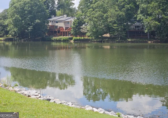 Photo 3 of Condo for sale at 1101 Garden Ct, Sandy Springs, GA 30328 | MLS# 10826793 | Listing updated on 2026-09-17