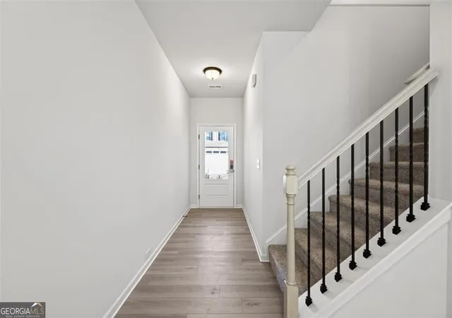 2nd image of 1090 Elowen Dr #103, Austell, GA 30168 | MLS# 10794339
