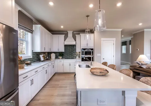 Photo 4 of Single family home for sale at 112 Kindred Ln, Marietta, GA 30066 | MLS# 10729045 | Listing updated on 2026-09-17