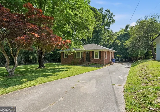 Homes for sale in Winder, GA | 243 S Myrtle St, Winder, GA 30680 | MLS# 10770077