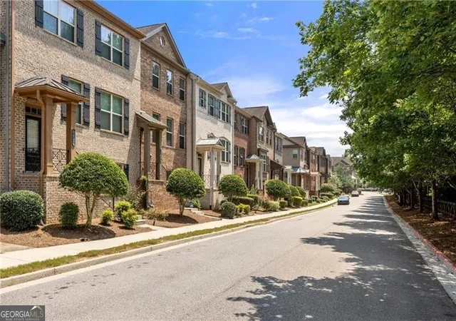 2nd image of 849 Ivy Vine Pl, Alpharetta, GA 30004 | MLS# 10817871