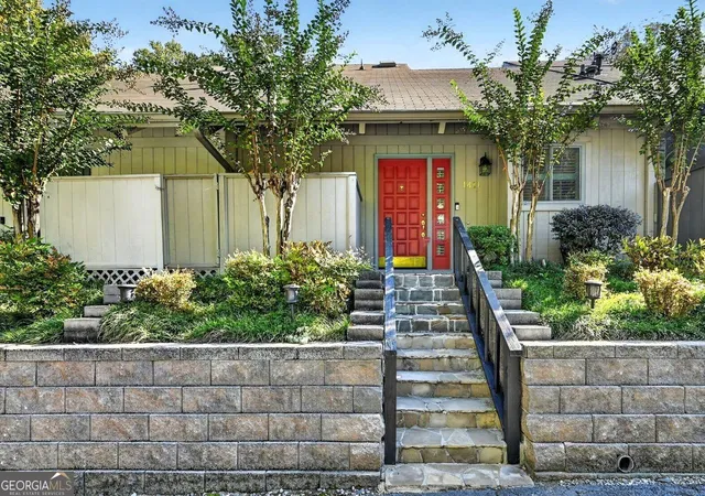 Townhouse for sale at 1411 N Druid Hills Rd NE, Brookhaven, GA 30319 | MLS# 10878996