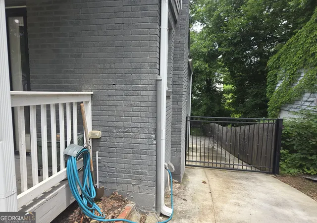 4th image of 1029 Washington Heights Ter Nw, Atlanta, GA 30314 | MLS# 10777175