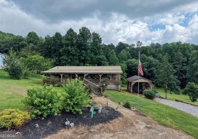 2nd image of 389 Nelson Cir, Blairsville, GA 30512 | MLS# 10820262
