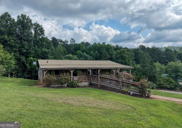3rd image of 389 Nelson Cir, Blairsville, GA 30512 | MLS# 10820262