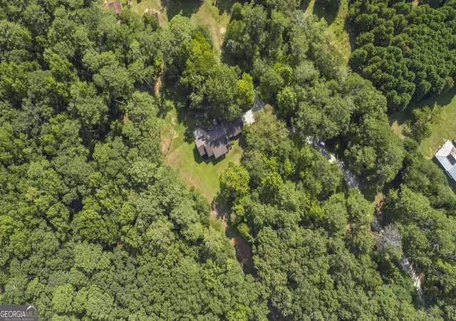 Photo 4 of Sale Pending at 624 Old Jackson Rd, Mcdonough, GA 30252 | MLS# 10833151 | Listing updated on 2026-09-22