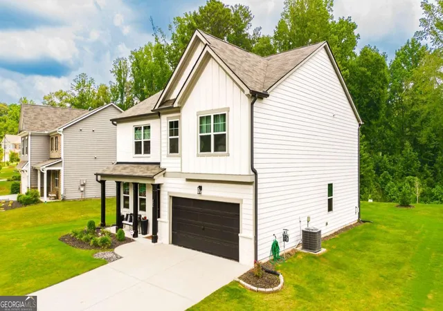 Photo 3 of Single family home for sale at 4856 Golden Finch Ln Sw, Powder Springs, GA 30127 | MLS# 10804030 | Listing updated on 2026-09-13