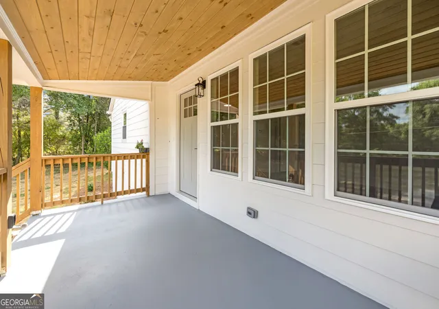 Photo 3 of Sale Pending at 3460 NE Zingara Rd, Conyers, GA 30012 | MLS# 10742911 | Listing updated on 2026-08-31
