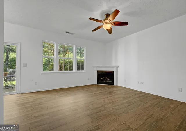 Photo 3 of Townhouse for sale at 2266 Baker Station Dr, Acworth, GA 30101 | MLS# 10830785 | Listing updated on 2026-10-09