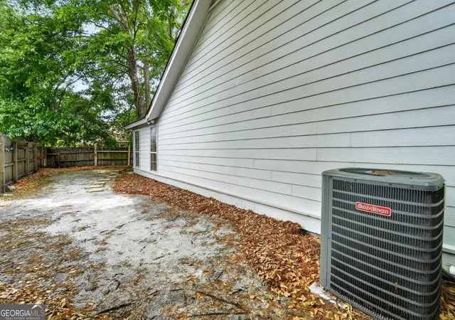 Homes for sale in Savannah, GA | 6 English Saddle Ct, Savannah, GA 31406 | MLS# 10715299