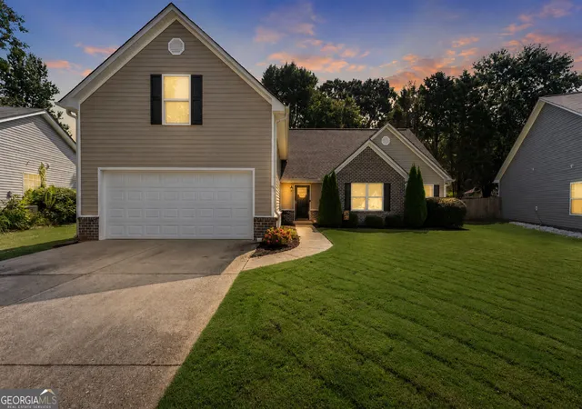 Photo 2 of Single family home for sale at 60 Burts Crossing Drrive, Dawsonville, GA 30534 | MLS# 10834835 | Listing updated on 2026-09-12