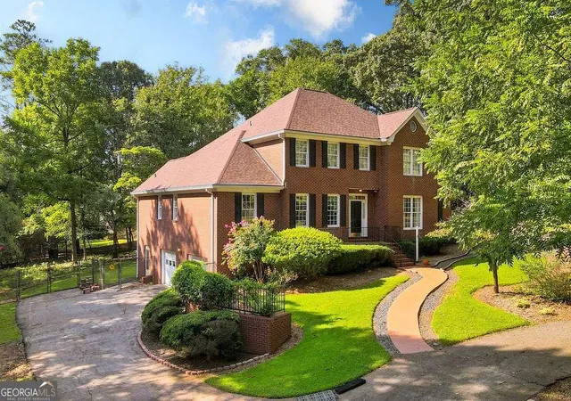 Photo 2 of Single family home for sale at 245 Deerhill Dr, Bogart, GA 30622 | MLS# 10826738 | Listing updated on 2026-09-13